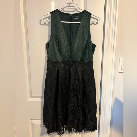 RW&Co Green & Black Lace Dress - Picture 3 of 9